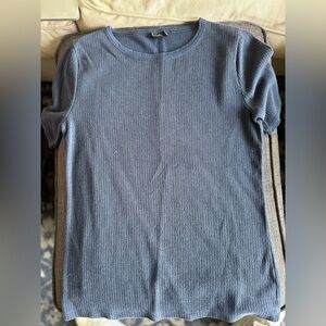 J.Crew Tshirt in Medium